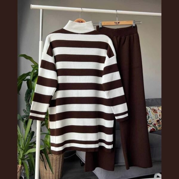 High Neck Stripe Printed Premium Quality Winter 2-Pcs Tracksuit For Her. WWTS-05 - Image 3